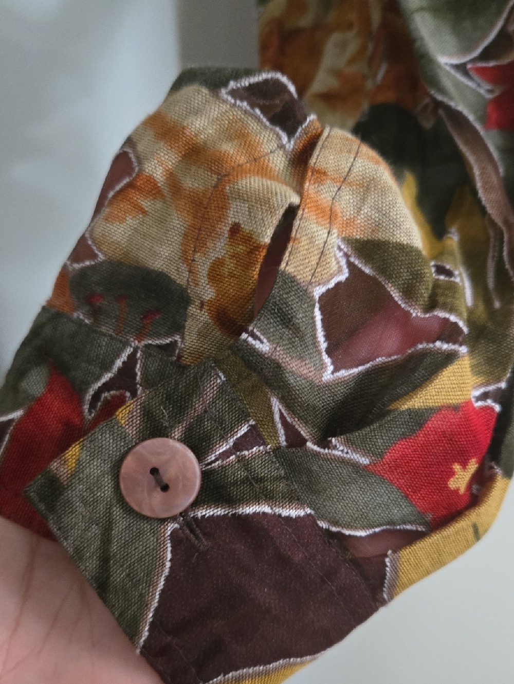 Alfred Dunner Olive Lace And Multi Floral Button-Down Shirt - Picture 4 of 7